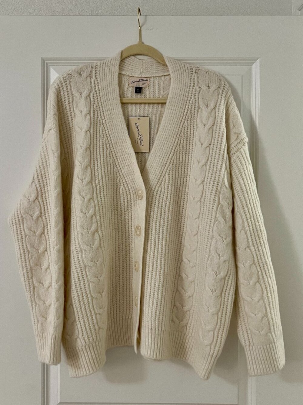 Target Universal Thread White Cable Knit Cardigan Sweater, NEW